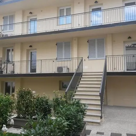 Casa Vacanze Pietro Apartament *